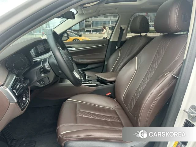 BMW 5 series PHEV 2020 Белый из Китая, фото 2