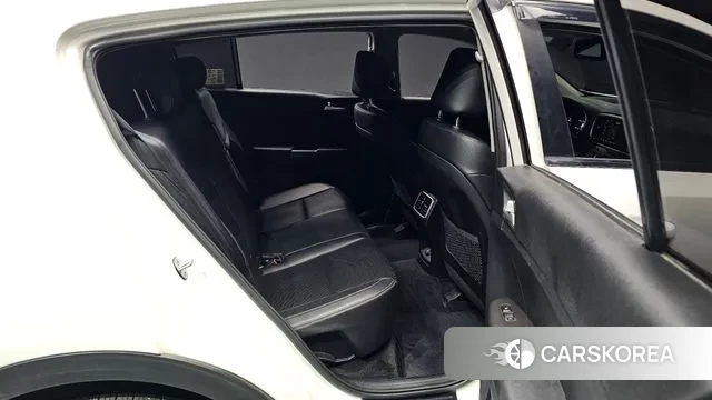 Kia Sportage The Bold 2021 Белый из Кореи, фото 2