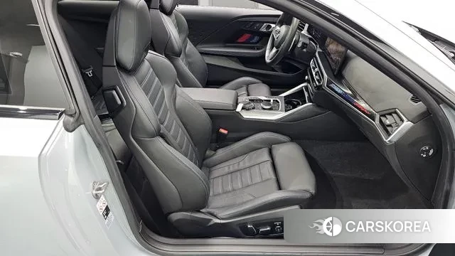 BMW 2 Series (G42) 2024 Светло-серебряный цвет из Кореи, фото 2