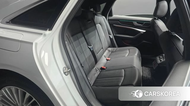 Audi A6 (C8) 2019 Белый из Кореи, фото 2