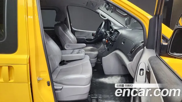 Hyundai The New Grand Starex 2019 Желтый из Кореи, фото 2