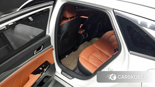 Kia The New K5 3rd generation 2025 Белый из Кореи, фото 2