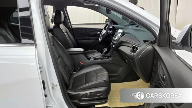 Chevrolet (GM Daewoo) The New Equinox 2022 Белый из Кореи, фото 2