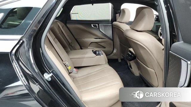 Kia K8 Hybrid 2022 Черный из Кореи, фото 2
