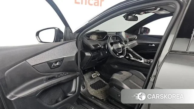 Peugeot 3008 second generation 2018 Серый из Кореи, фото 2