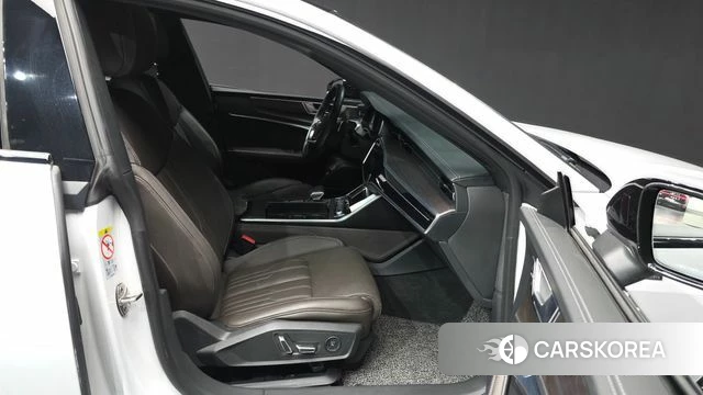 Audi A7 (4K) 2022 Белый из Кореи, фото 2
