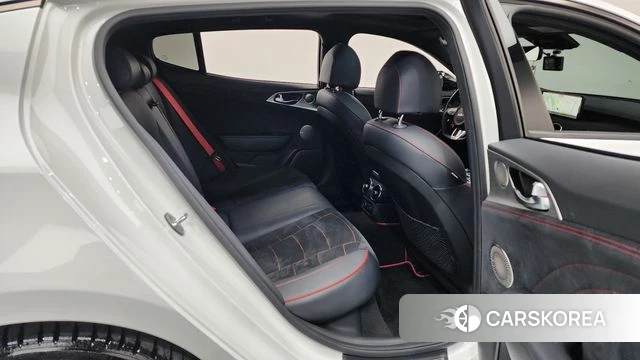 Kia Stinger Meister 2022 Белый из Кореи, фото 2