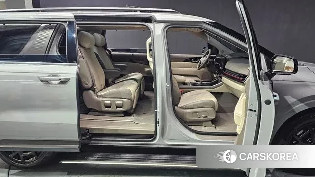 Kia The New Carnival 4th Generation 2024 Серый из Кореи, фото 2