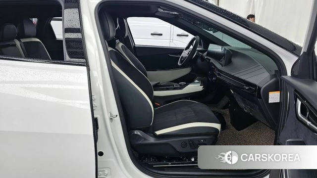 Kia EV6 2022 Белый из Кореи, фото 2