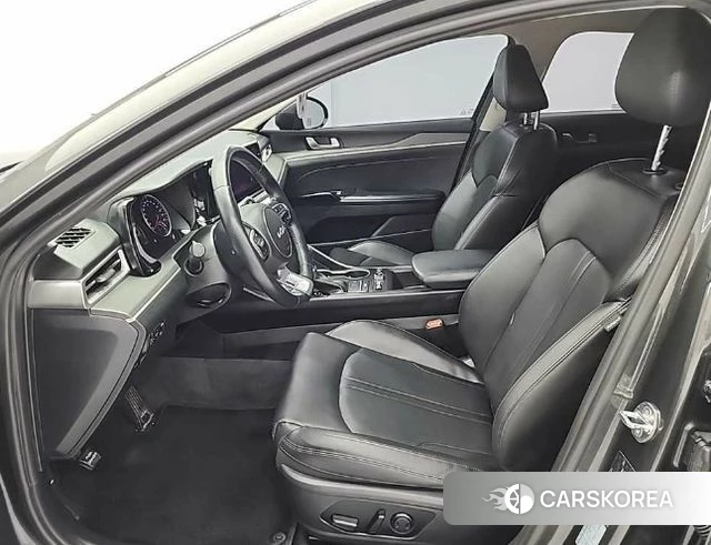 Kia K5 3rd generation 2023 Серый из Кореи, фото 2