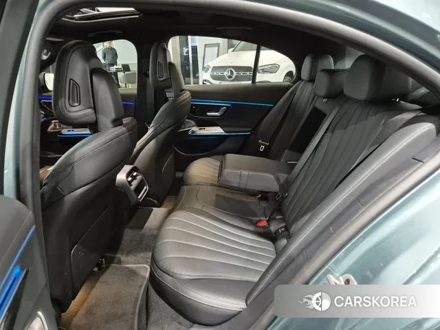 Mercedes-Benz E-Class W214 2025 Синий нефрит из Кореи, фото 2