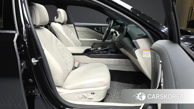 Kia K8 Hybrid 2023 Черный из Кореи, фото 2