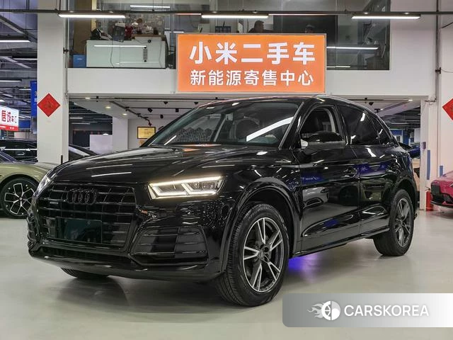 Audi Q5L 2021 Черный из Китая, фото 2