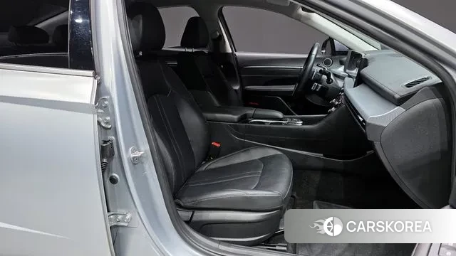 Hyundai Sonata D Edge (DN8) 2023 Серебристо-серый из Кореи, фото 2