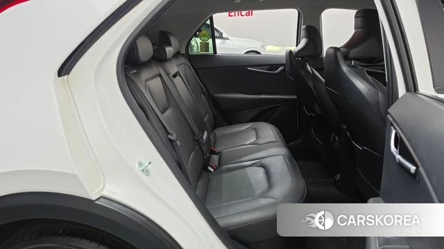 Kia Di Ol Nu Niro 2022 Белый из Кореи, фото 2