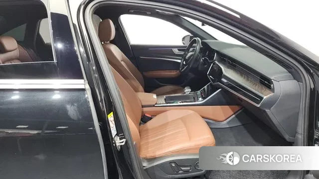 Audi A6 (C8) 2021 Черный из Кореи, фото 2