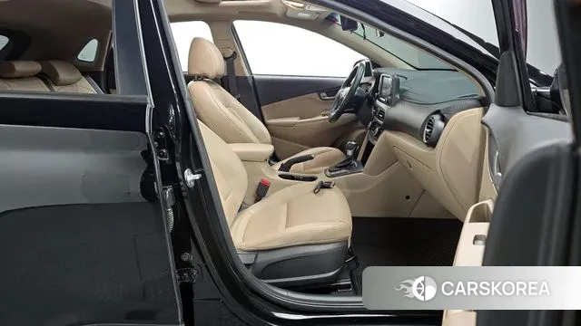 Hyundai Kona 2018 Черный из Кореи, фото 2