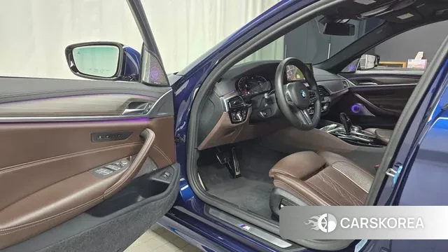 BMW 5 Series (G30) 2020 Синий из Кореи, фото 2