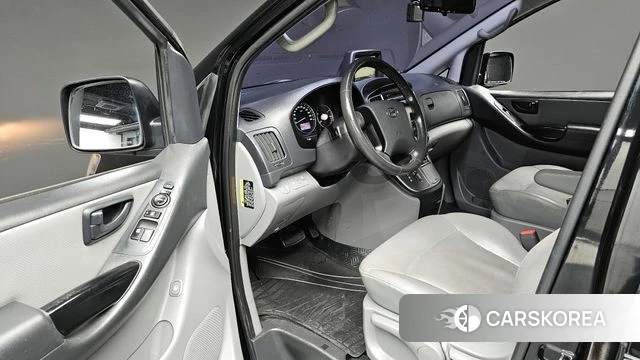 Hyundai The New Grand Starex 2018 Черный из Кореи, фото 2