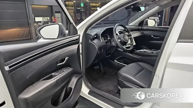 Hyundai Tucson (NX4) 2023 Белый из Кореи, фото 2