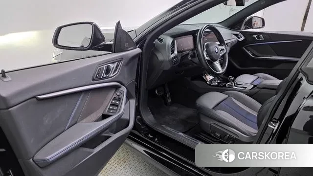 BMW 2 Series Gran Coupe (F44) 2023 Черный из Кореи, фото 2