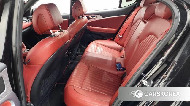 Genesis The New G70 2021 Черный из Кореи, фото 2