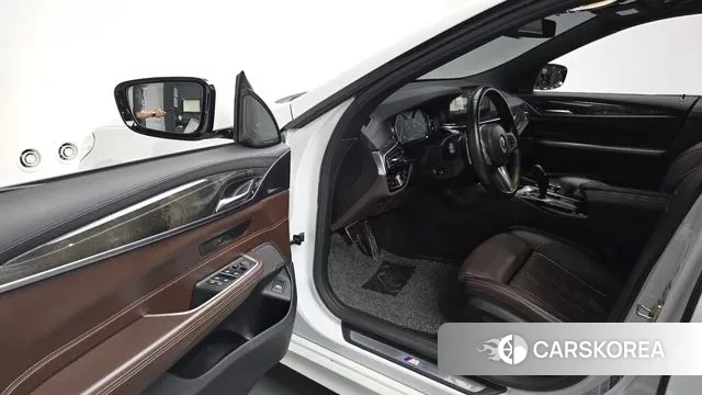 BMW 6 Series GT (G32) 2018 Белый из Кореи, фото 2