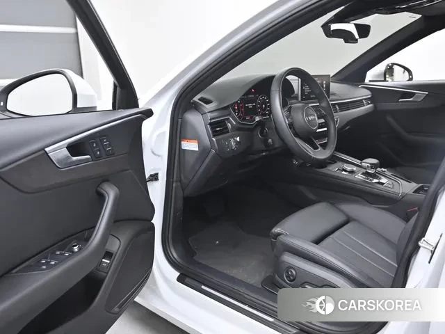 Audi A4 (B9) 2019 Белый из Кореи, фото 2