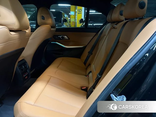 BMW 3 Series (G20) 2025 Черный из Кореи, фото 2
