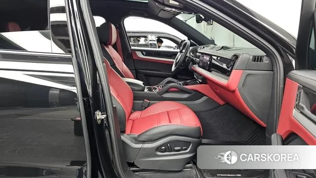 Porsche Cayenne (PO536) 2024 Черный из Кореи, фото 2