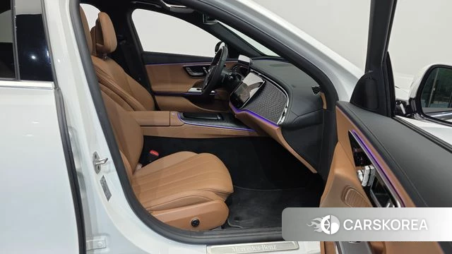 Mercedes-Benz E-Class W214 2025 Белый из Кореи, фото 2