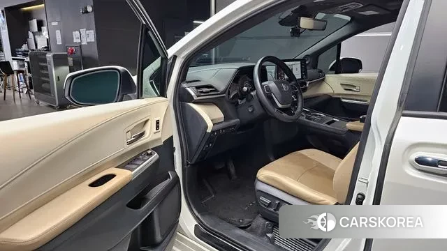 Toyota Sienna 4th Generation 2021 Белый из Кореи, фото 2