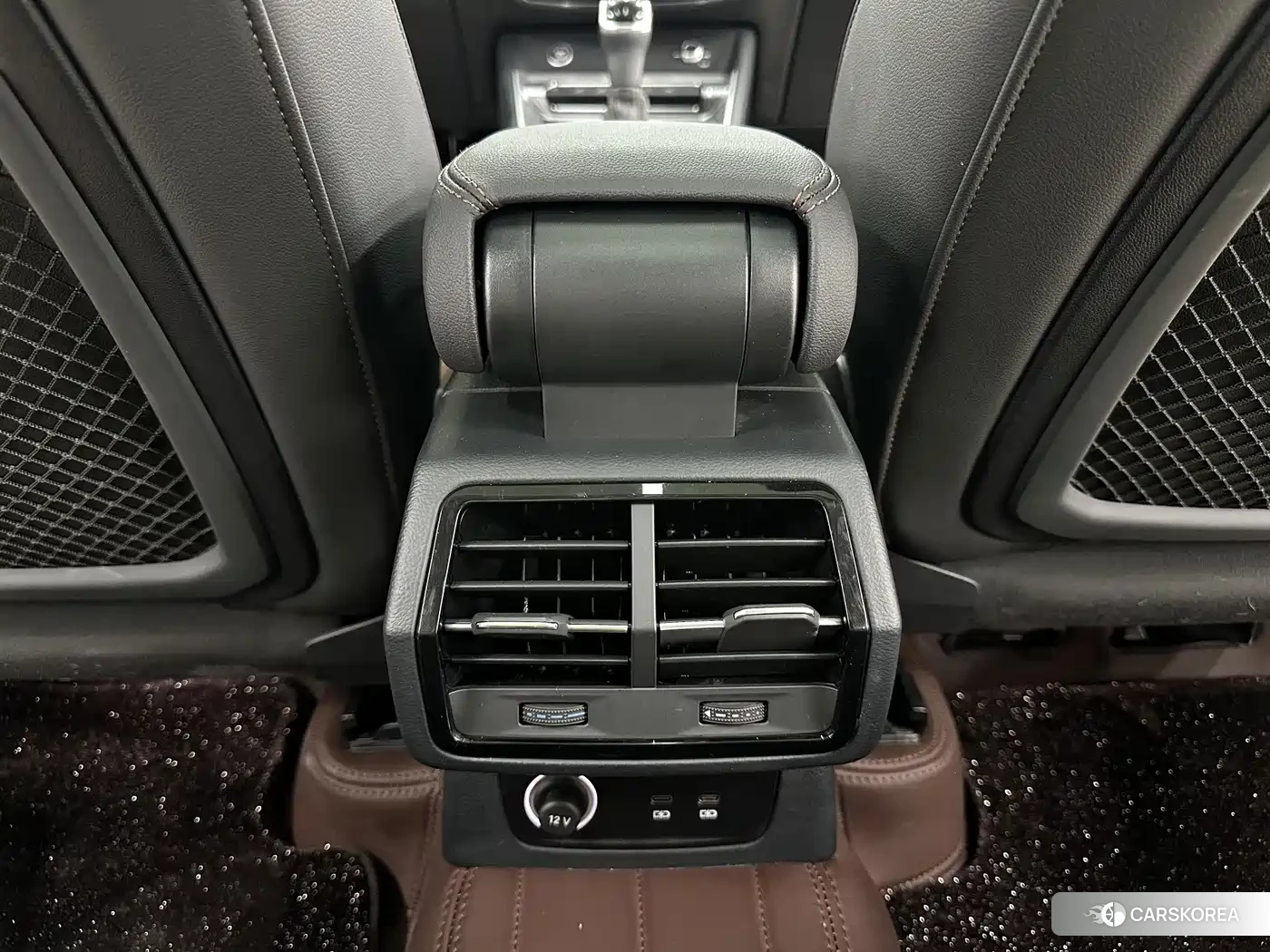 Audi Q3 2023 Silver/gray из Китая, фото 2