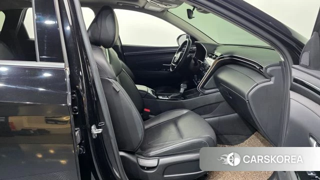 Hyundai Tucson (NX4) 2022 Черный из Кореи, фото 2