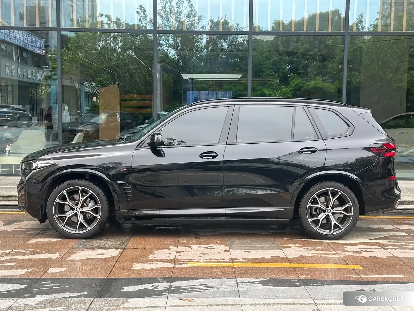 BMW X5 2024 Черный из Китая, фото 2