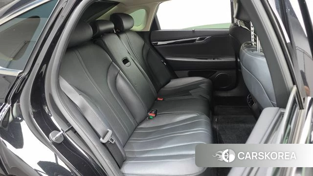 Genesis G80 (RG3) 2023 Черный из Кореи, фото 2