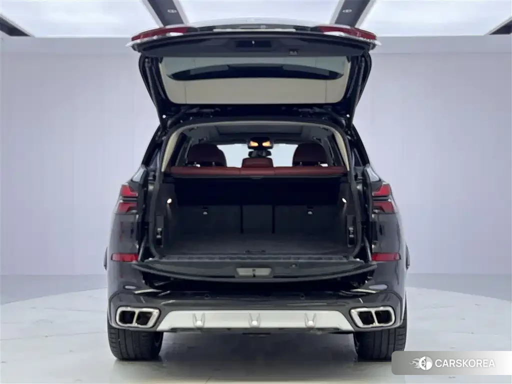 BMW X5 2024 Черный из Китая, фото 2