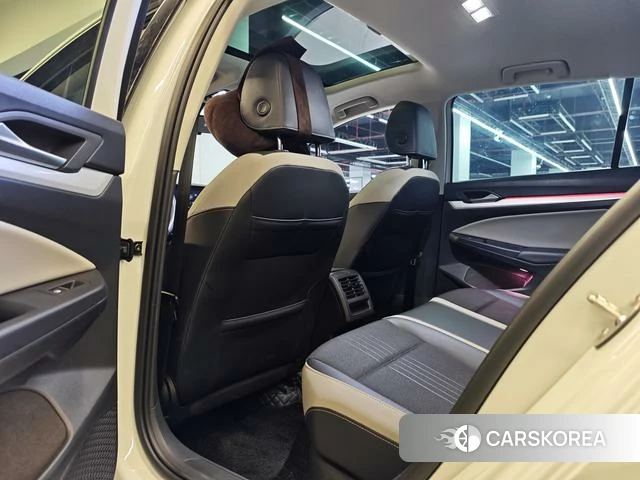 Volkswagen Golf 2022 Белый из Китая, фото 2