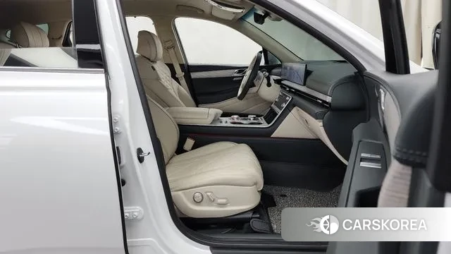 Genesis GV80 2023 Белый из Кореи, фото 2