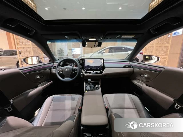 Lexus ES 2026 Белый из Китая, фото 2