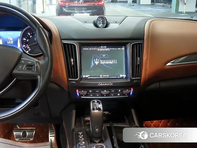 Maserati Levante 2020 Черный из Кореи, фото 2