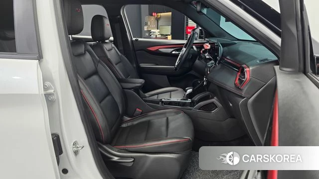 Chevrolet (GM Daewoo) The New Trail Blazer 2024 Белый из Кореи, фото 2