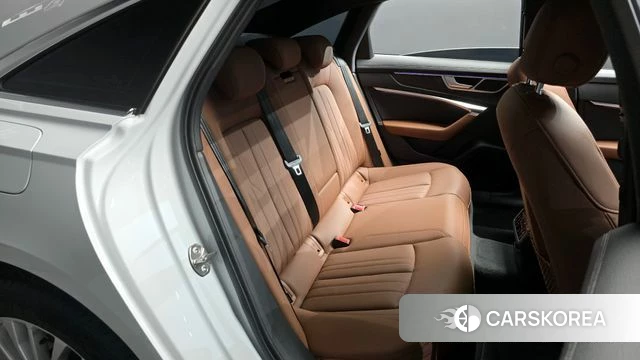 Audi A6 (C8) 2020 Белый из Кореи, фото 2