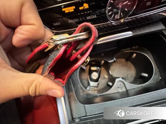 Mercedes-Benz G-Class W463b 2023 Песочный из Кореи, фото 2