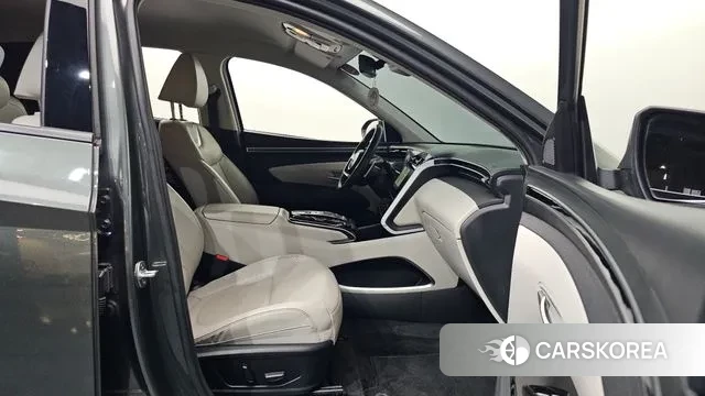 Hyundai Tucson (NX4) 2022 Серый из Кореи, фото 2