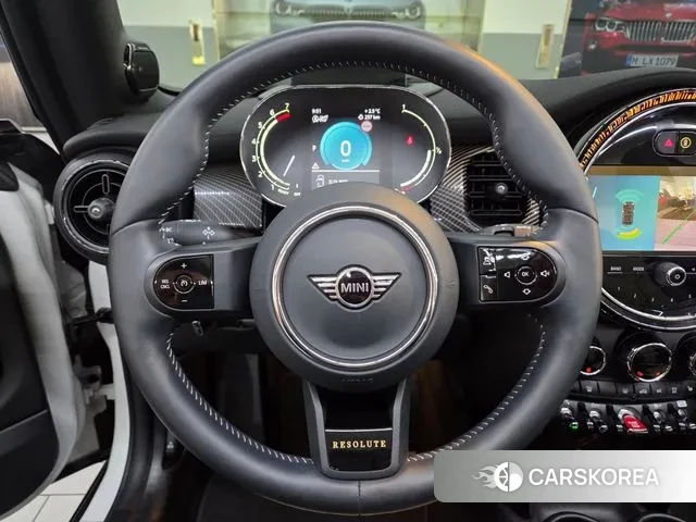 Mini Cooper S Convertible 2023 Белый из Кореи, фото 2