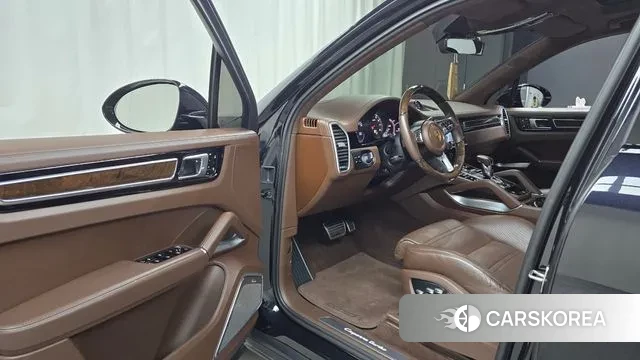 Porsche Cayenne (PO536) 2020 Черный из Кореи, фото 2