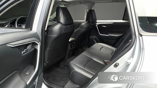 Toyota RAV4 5th Generation 2019 Серый из Кореи, фото 2