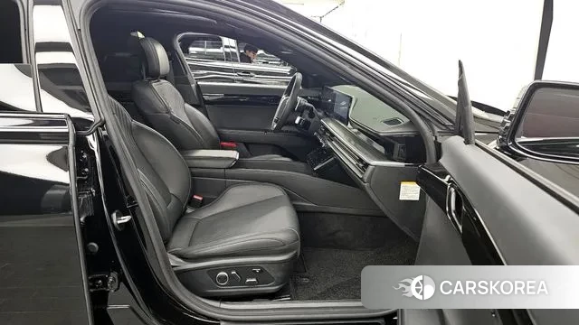 Hyundai Grandeur Hybrid (GN7) 2023 Черный из Кореи, фото 2