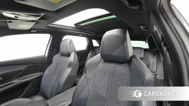 Peugeot 3008 second generation 2018 Белый из Кореи, фото 2